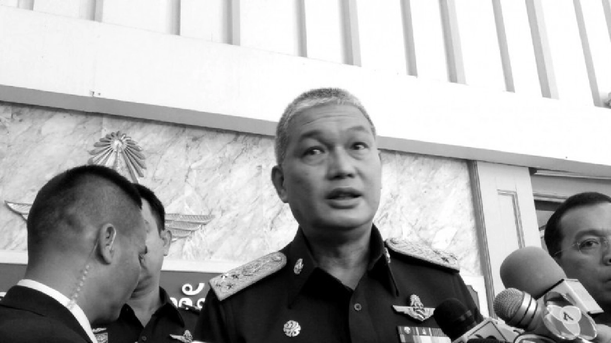 ทอ.จัดรถรับส่งฟรีพหลฯ-สนามหลวง