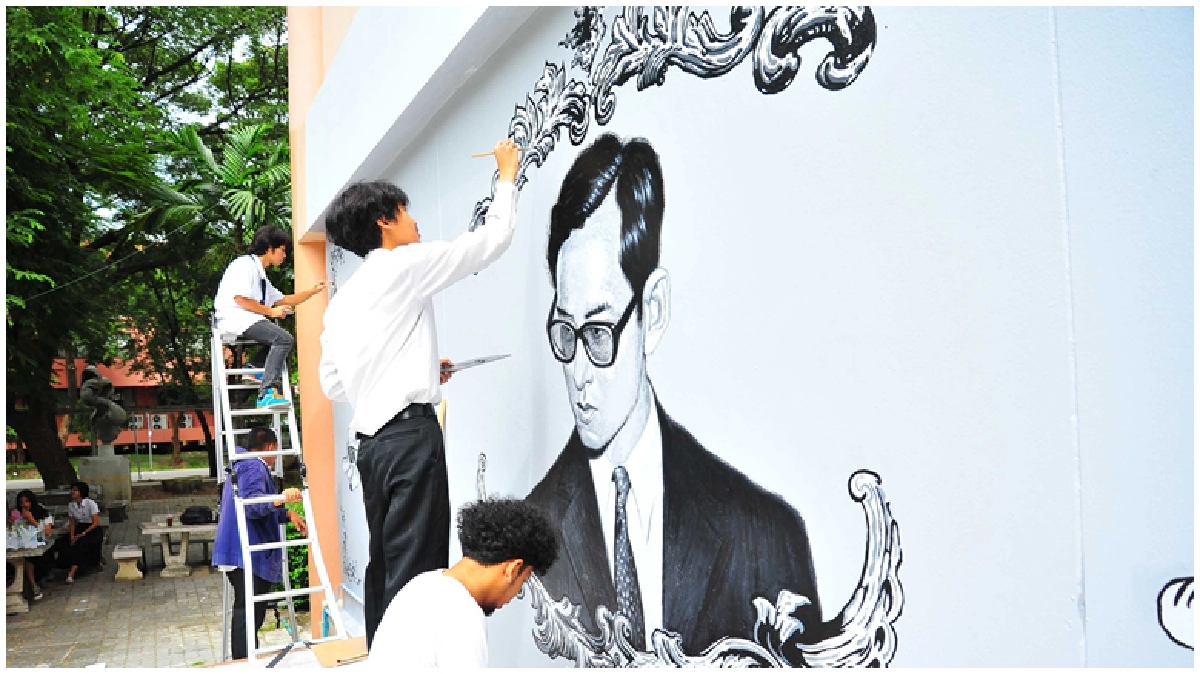 "เพราะมีในหลวงจึงมีวันนี้"ภาพวาดพลังเด็กจิตรกรรมธัญบุรี