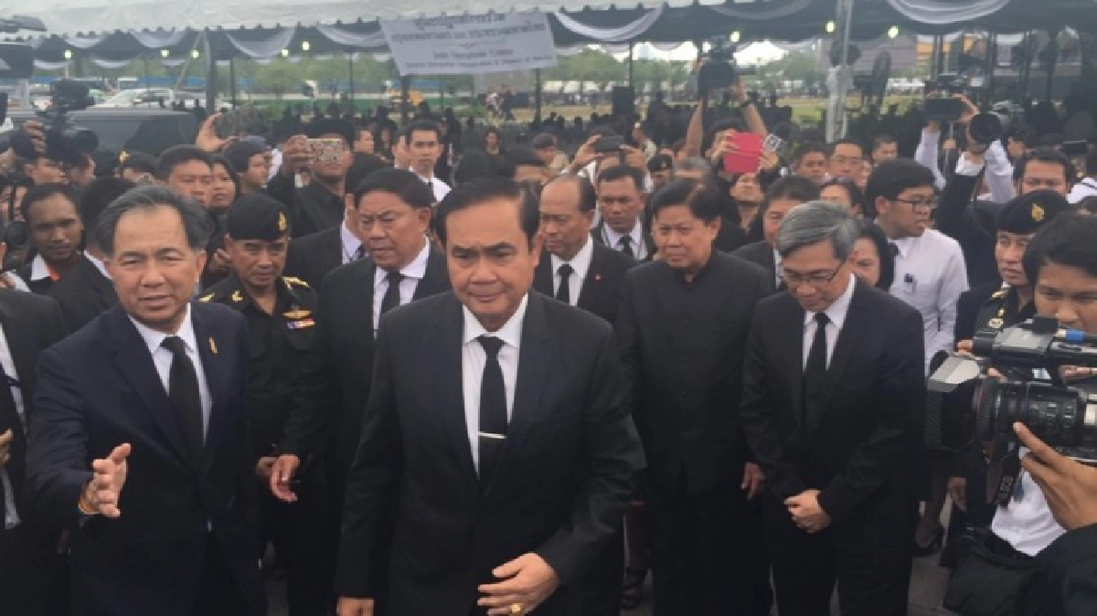 "ประยุทธ์"  ตรวจเยี่ยมท้องสนามหลวง