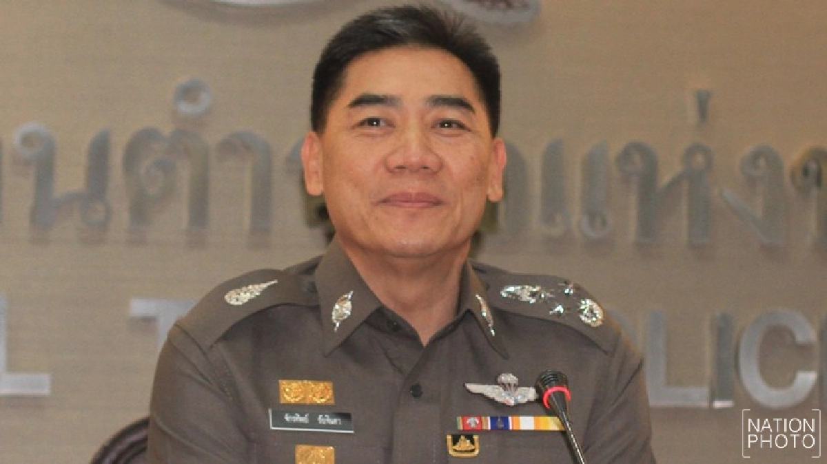 สตช.จัดรถตู้'ตำรวจไทยถวายใจให้พ่อ'รับ-ส่งปชช.ฟรี