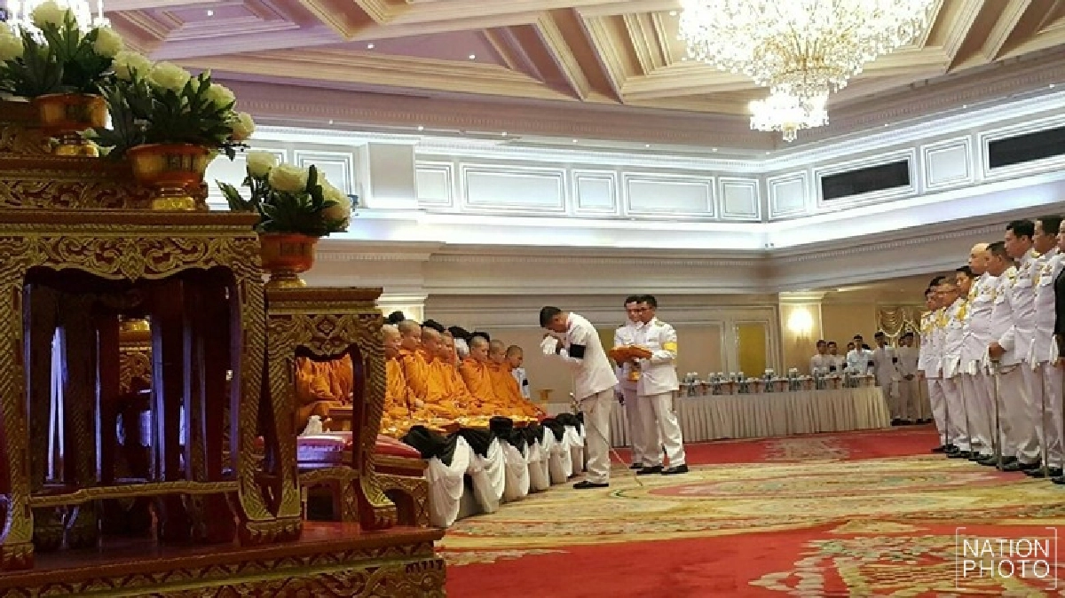 ผบ.ทบ. นำ กำลังพล บำเพ็ญพระราชกุศลสัตตมวาร 