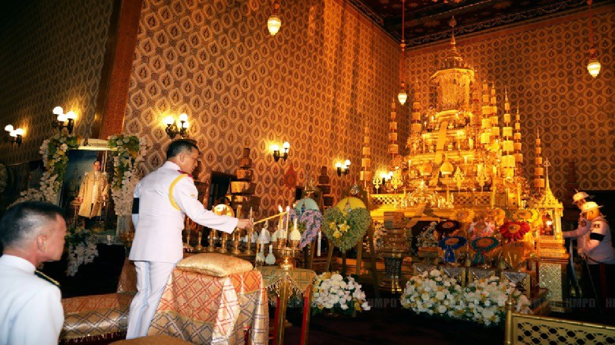 พระบรมฯเสด็จฯบำเพ็ญพระราชกุศลพระบรมศพ 