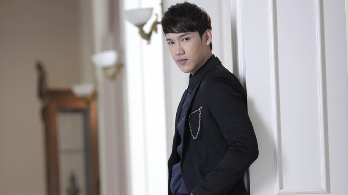 ‘แกงส้ม’เผยความรู้สึกลงบทเพลงสานต่อเพื่อ‘ในหลวงร.9'(ฟังคลิป) ‘แกงส้ม’เผยความรู้สึกลงบทเพลงสานต่อเพื่อ‘ในหลวงร.9'(ฟังคลิป)