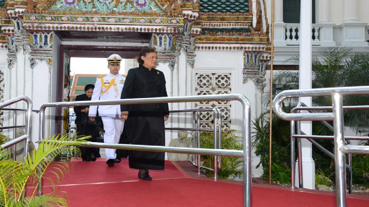 “สมเด็จพระเทพ”เสด็จฯไปทรงถวายภัตตาหารเช้า