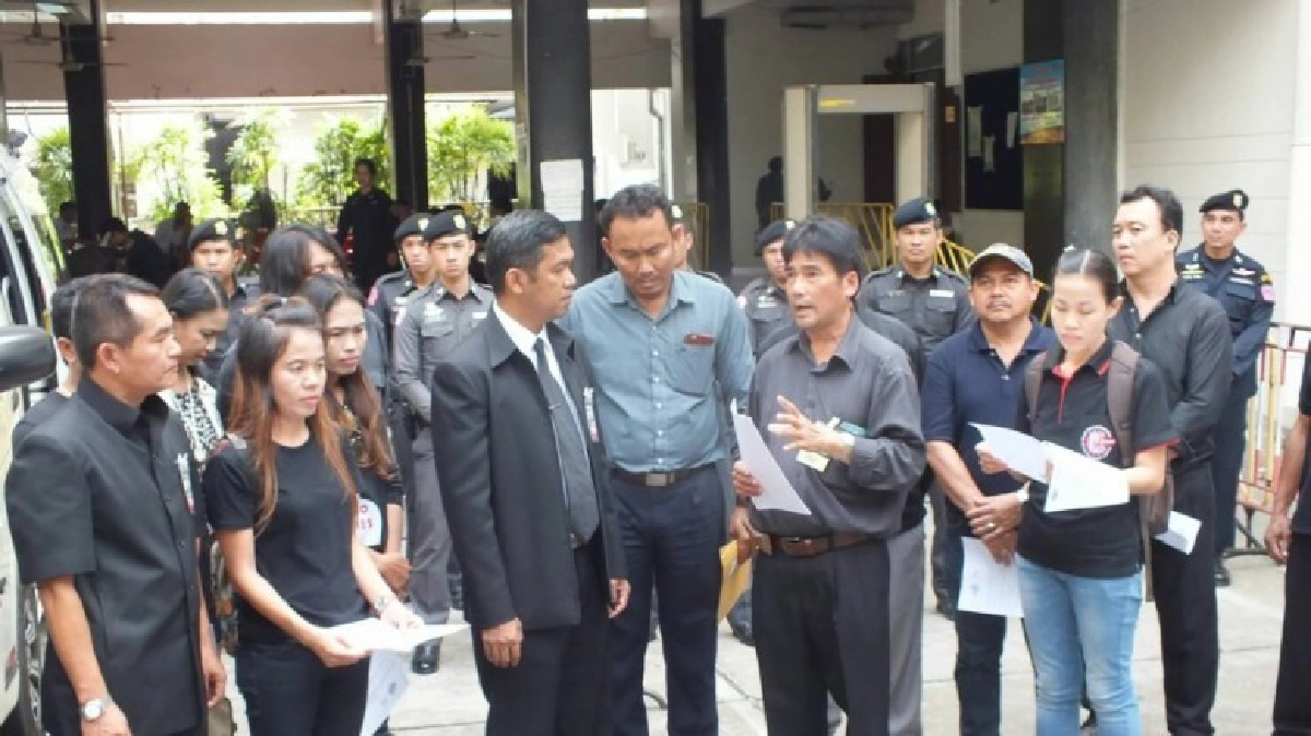 แรงงานร้องนายกฯ ขอขึ้นค่าจ้างเท่ากันทั้งประเทศ