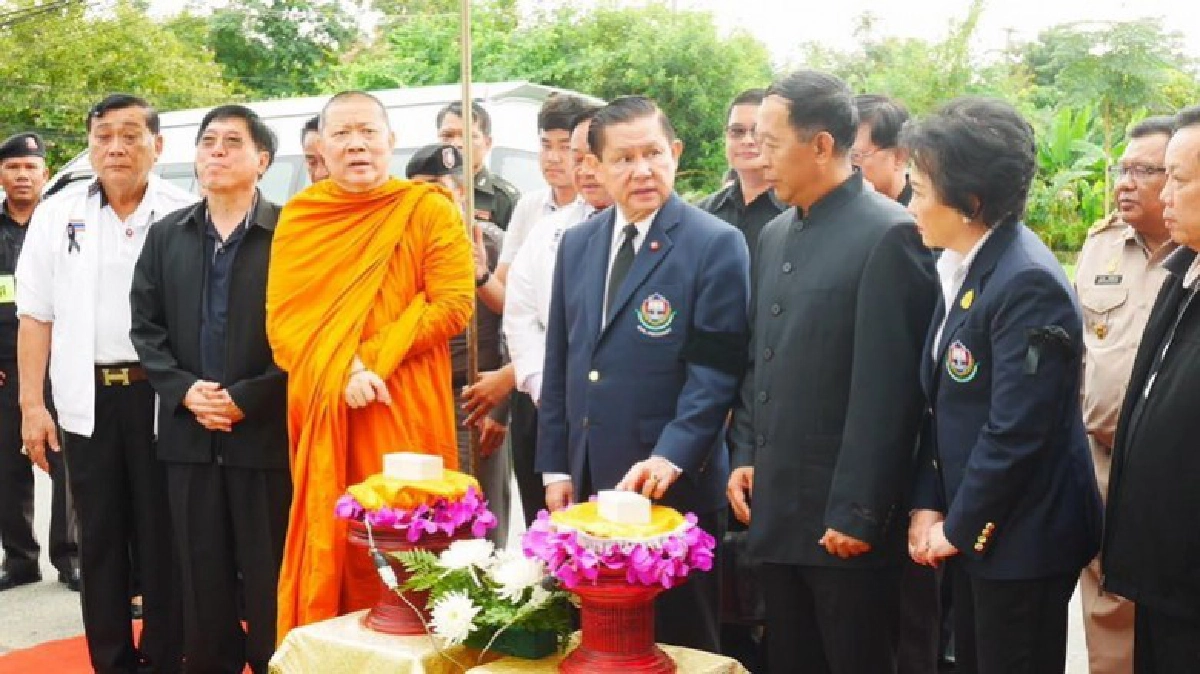 เจ้าคุณธงชัยเปิดศูนย์ฝึกยกเหล็กที่เชียงใหม่ เจ้าคุณธงชัยเปิดศูนย์ฝึกยกเหล็กที่เชียงใหม่