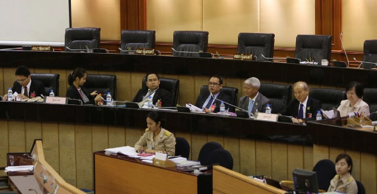 ถอดถอน 2 อดีตส.ส.เพื่อไทย