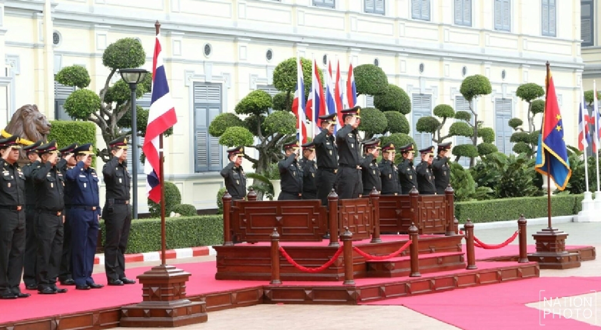 มอบนโยบายหนุนรัฐบาลจัดพระราชพิธีพระบรมศพ