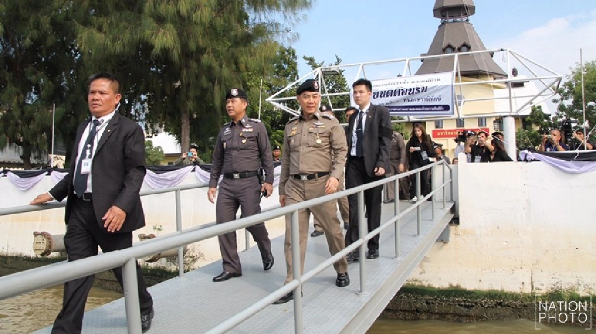 'จักรทิพย์'ตรวจท่าเทียบเรือริมเจ้าพระยา
