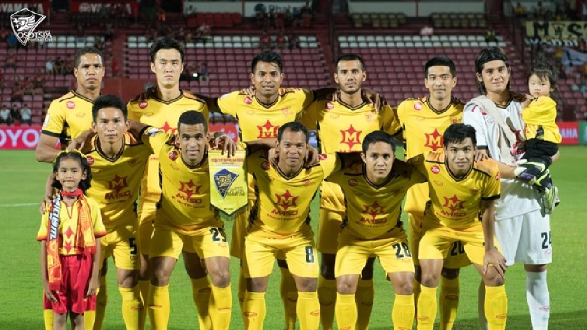“พาวเวอร์” แจงแค่ย้ายสนาม “พาวเวอร์” แจงแค่ย้ายสนาม
