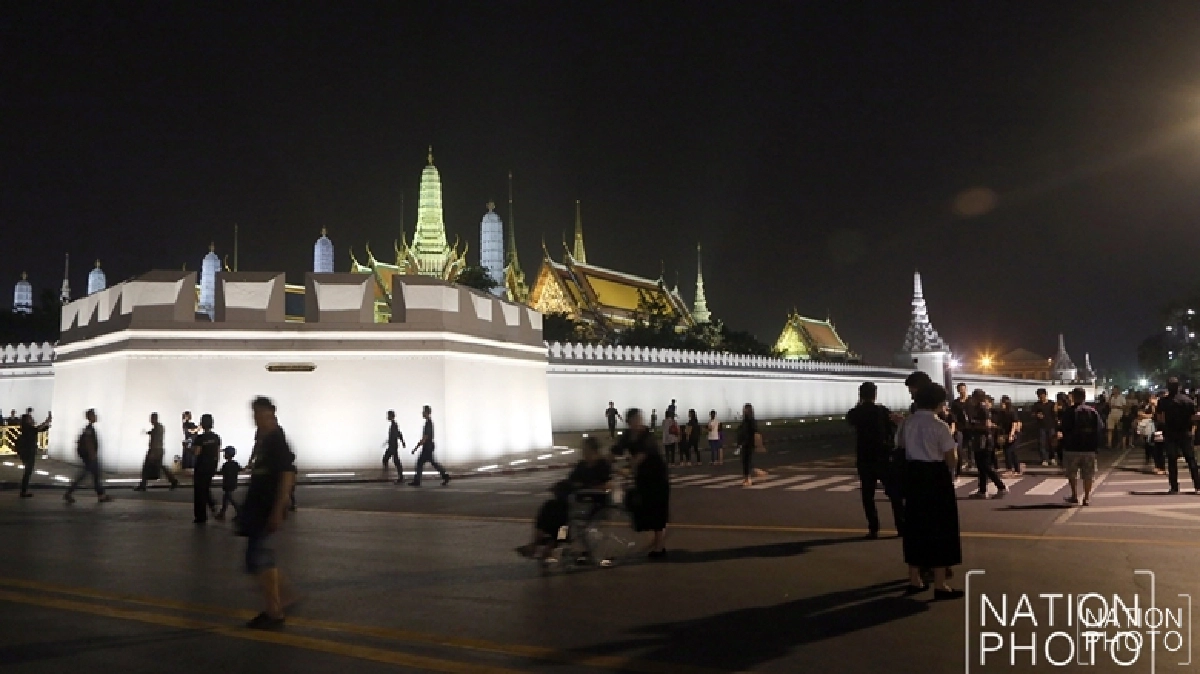 นักธุรกิจจีน ขอร่วมเป็นเจ้าภาพสวดพระอภิธรรมพระบรมศพ นักธุรกิจจีน ขอร่วมเป็นเจ้าภาพสวดพระอภิธรรมพระบรมศพ