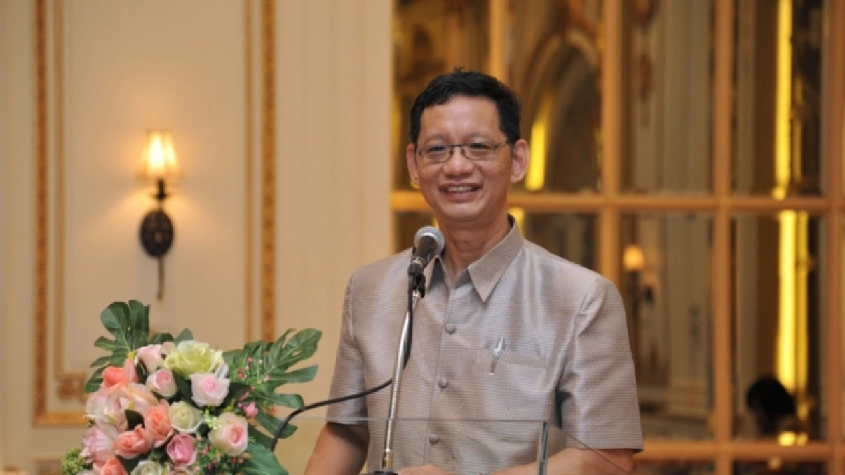 จิตแพทย์กราบ“คนโซเชียลฯ”หยุดสร้างความเกลียดชังกรณีกราบรถ จิตแพทย์กราบ“คนโซเชียลฯ”หยุดสร้างความเกลียดชังกรณีกราบรถ