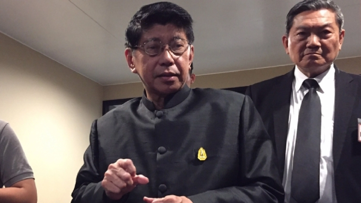 "วิษณุ" เผย มีงานรองรับ "อดีตปลัดกระทรวงดีอี" "วิษณุ" เผย มีงานรองรับ "อดีตปลัดกระทรวงดีอี"