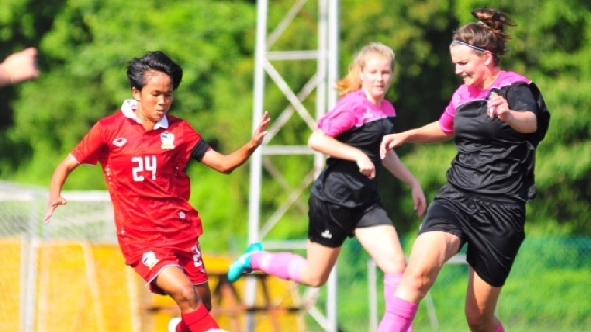 ชบาแก้ว ยู-16 ทุบ วอล์คอเบาท์  2-0 