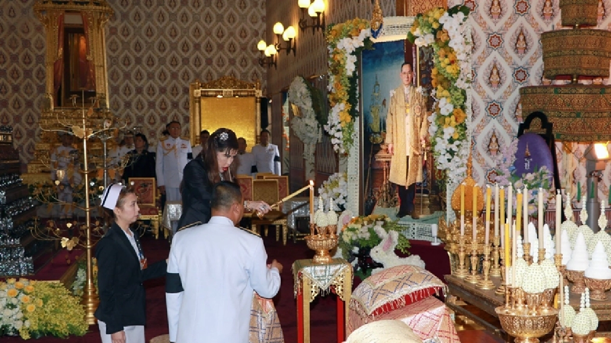 พระราชพิธีบำเพ็ญพระราชกุศลสวดพระอภิธรรมพระบรมศพ พระราชพิธีบำเพ็ญพระราชกุศลสวดพระอภิธรรมพระบรมศพ
