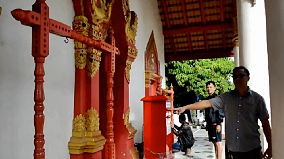 โจรใจบาป! ขโมยฆ้องโบราณอายุ 100 ปี (มีคลิป)