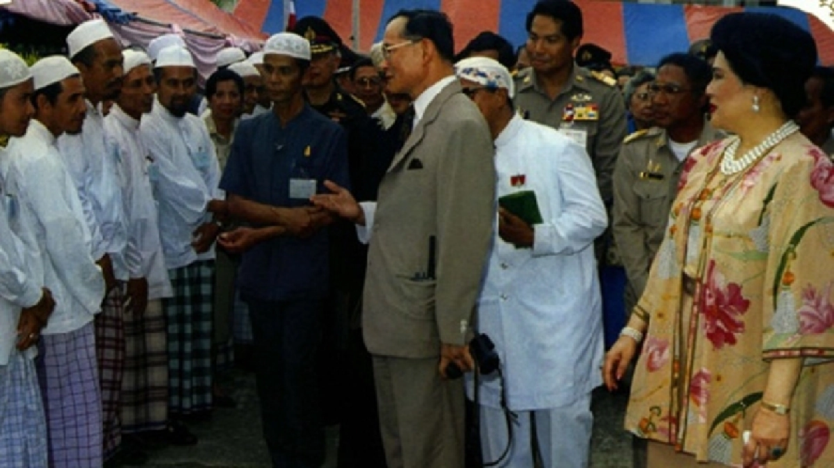 พระเมตตาสู่ปลายด้ามขวาน พระเมตตาสู่ปลายด้ามขวาน