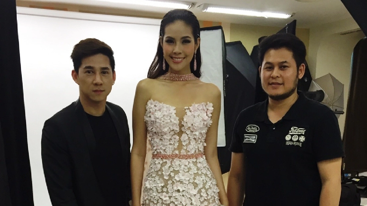 ชุดพร้อม "ไดร์" จิณณ์ณิตา ก็พร้อมลุยเวที "มิสเวิลด์ 2016” ชุดพร้อม "ไดร์" จิณณ์ณิตา ก็พร้อมลุยเวที "มิสเวิลด์ 2016”