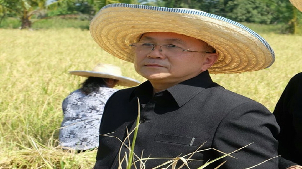 เกษตรกรที่ดินพระราชทานยึดหลักศก.พอเพียง เกษตรกรที่ดินพระราชทานยึดหลักศก.พอเพียง