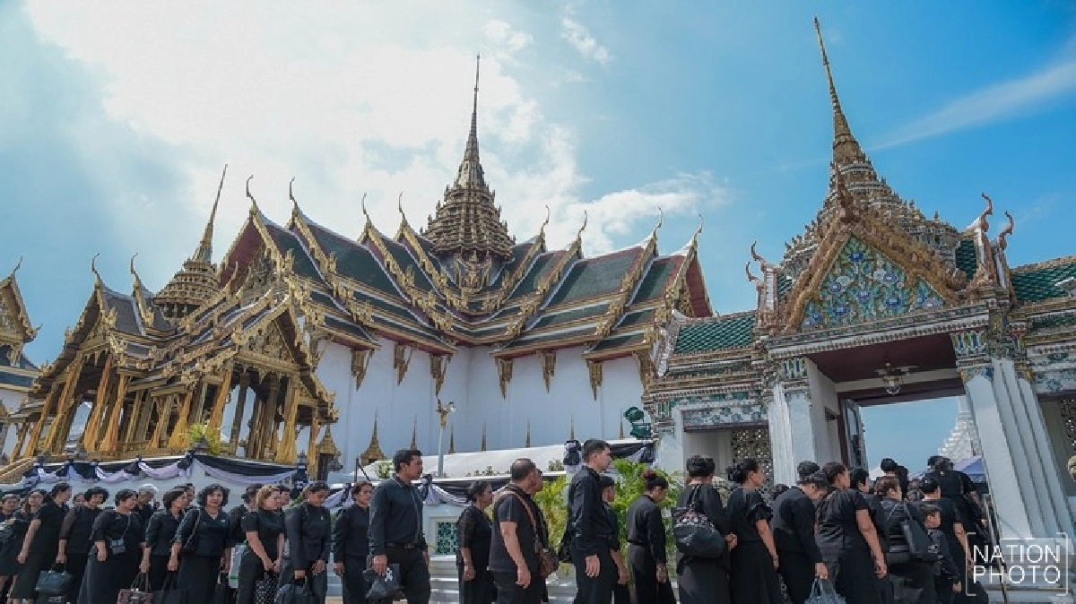 น้อมนำแนวพระราชดำริฯ ใช้ชีวิตเป็นสุข น้อมนำแนวพระราชดำริฯ ใช้ชีวิตเป็นสุข