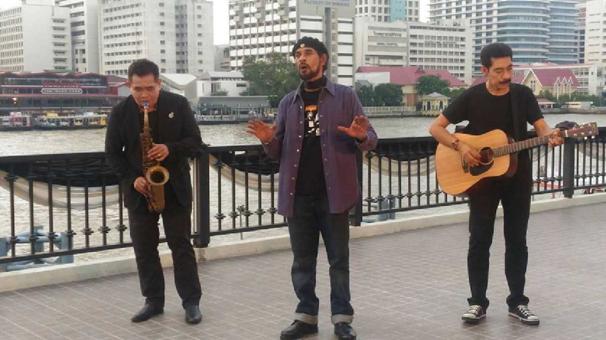 “วงแฮมเมอร์”ร่วม“อ.ธนิสร์”ถ่ายเอ็มวีถวายความอาลัย “วงแฮมเมอร์”ร่วม“อ.ธนิสร์”ถ่ายเอ็มวีถวายความอาลัย