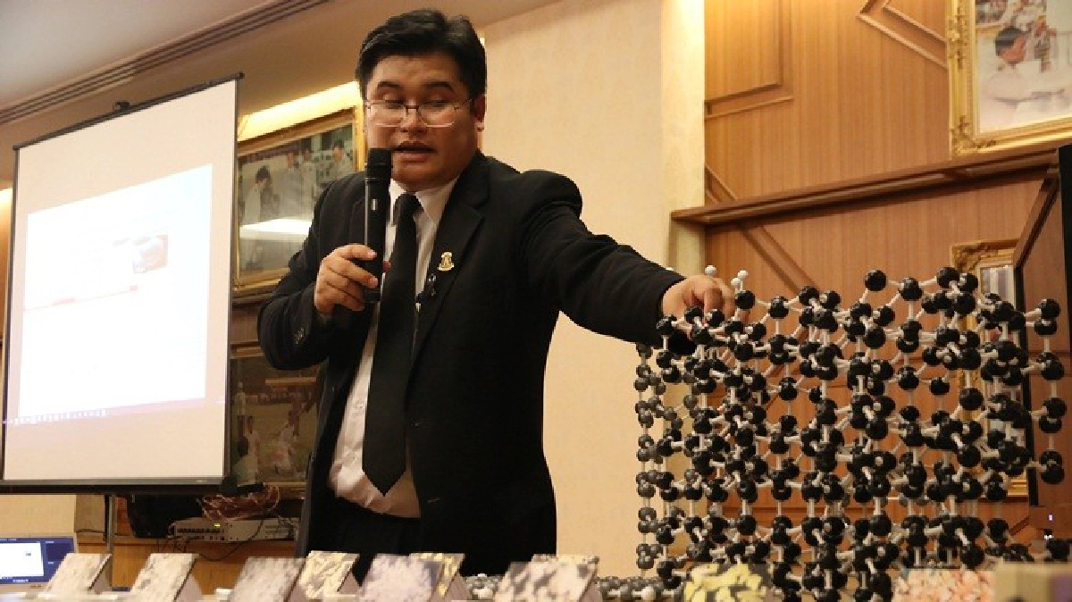 มธ.เปิดตัว “ทีมอฟ” วัสดุผงนาโนมหัศจรรย์ดูดซับแก๊ส – สารเคมี