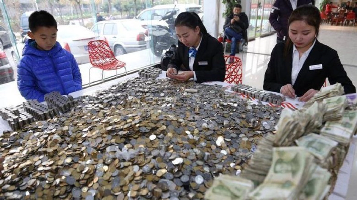 หอบเหรียญแสนหยวนซื้อรถ! หอบเหรียญแสนหยวนซื้อรถ!