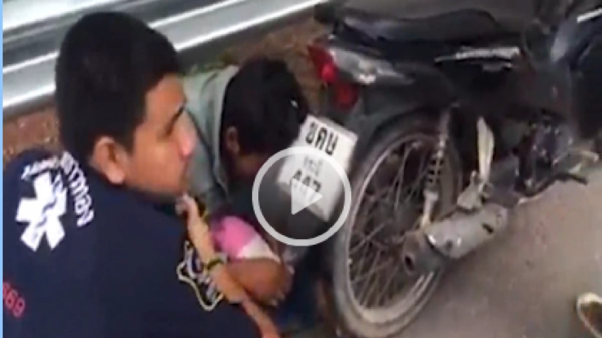 หนุ่มใหญ่สำนึกผิด ร้องให้ฟูมฟายตามหาลูกไม่พบ