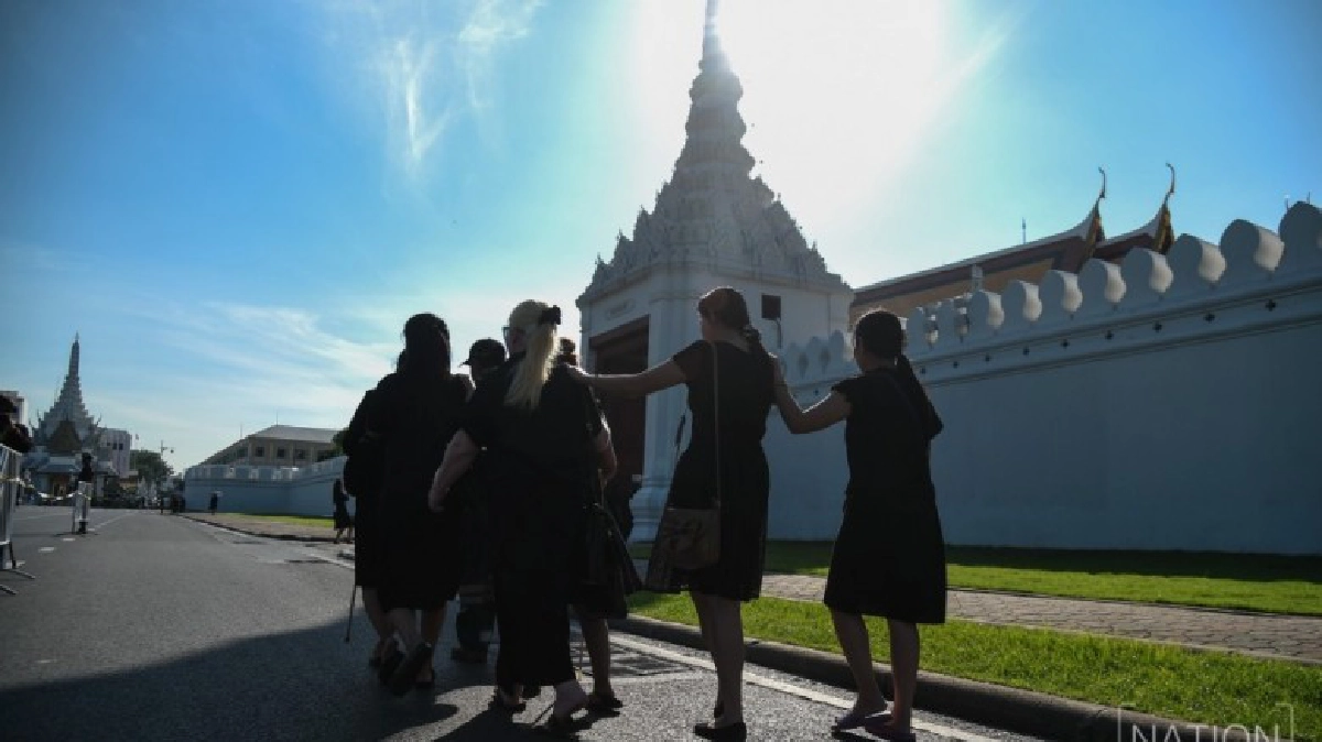 เรื่องเล่าจากสนามหลวง : “รักที่ไม่เคยพบเจอ” เรื่องเล่าจากสนามหลวง : “รักที่ไม่เคยพบเจอ”