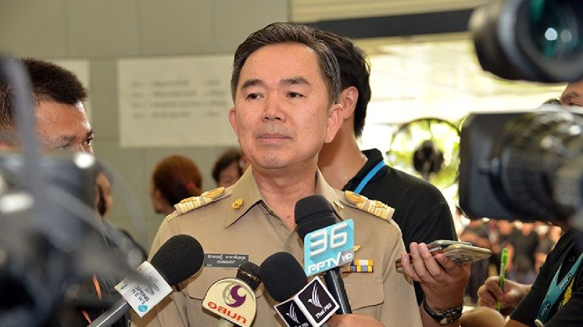 ฟันแก๊งปลอมเหรียญที่ระลึก ฟันแก๊งปลอมเหรียญที่ระลึก