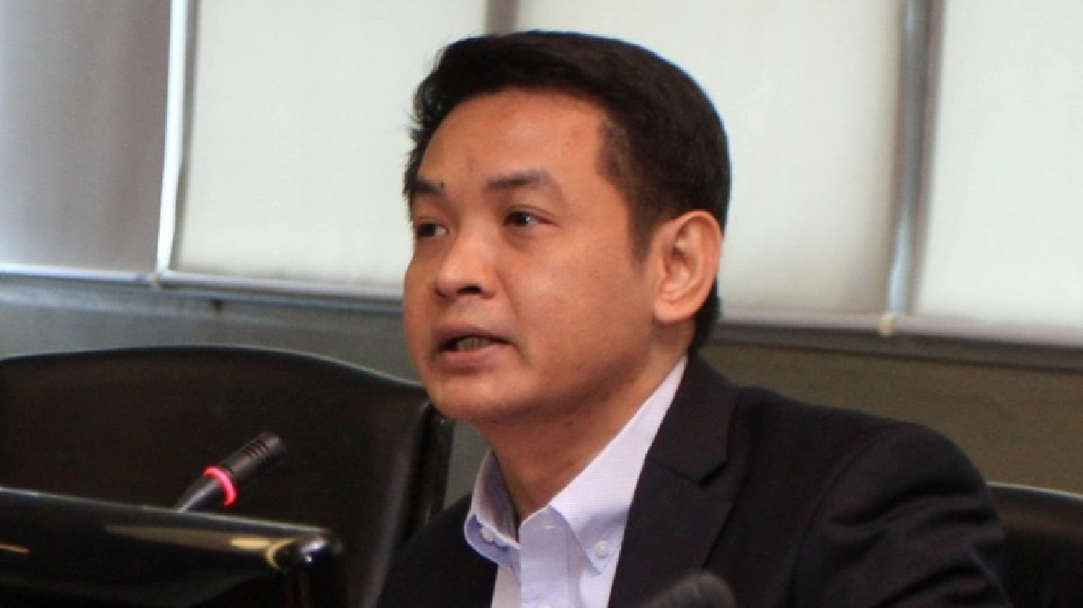 “สุริยะใส” แนะสถาบันการศึกษาเปิดวิชาศาสตร์พระราชา