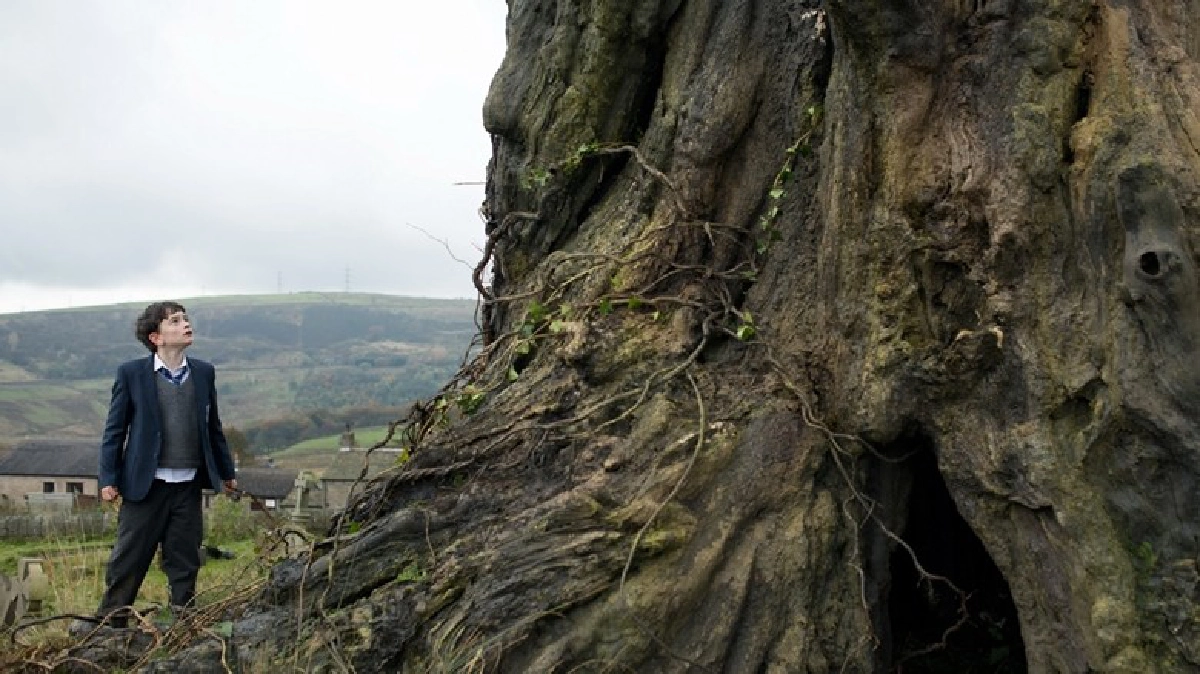 ‘A Monster Calls’ หนังสุดซาบซึ้งแห่งปี! ‘A Monster Calls’ หนังสุดซาบซึ้งแห่งปี!
