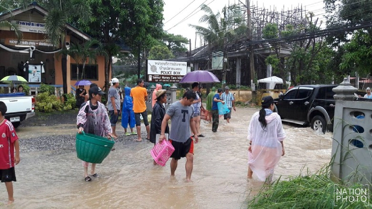 น้ำท่วมสุราษฎร์คลี่คลาย ฝนหยุดตก-มีแดด น้ำท่วมสุราษฎร์คลี่คลาย ฝนหยุดตก-มีแดด