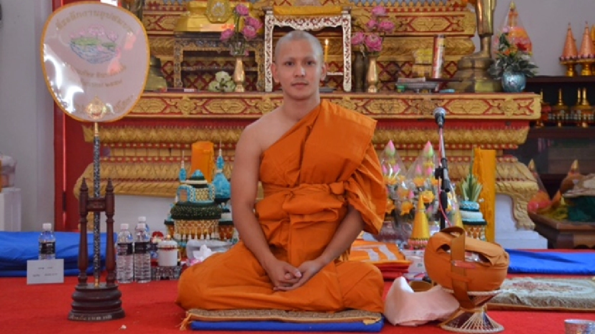 ‘พระกัน’ น้ำตาคลอได้บวชให้ ‘คุณยาย’ เกาะชายผ้าเหลือง (คลิป) ‘พระกัน’ น้ำตาคลอได้บวชให้ ‘คุณยาย’ เกาะชายผ้าเหลือง (คลิป)