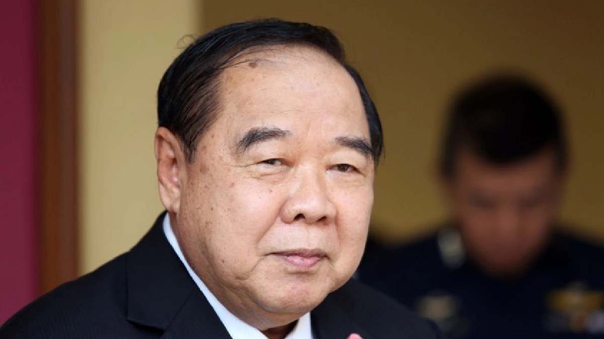 ‘บิ๊กป้อม’เผย‘ในหลวง ร.10’ ทรงห่วงใยราษฎรน้ำท่วมภาคใต้