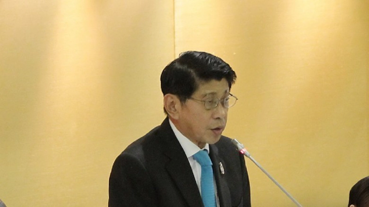 "วิษณุ" เผย เอกชน ทำปฏิทิน ปี60 ได้เลย "วิษณุ" เผย เอกชน ทำปฏิทิน ปี60 ได้เลย