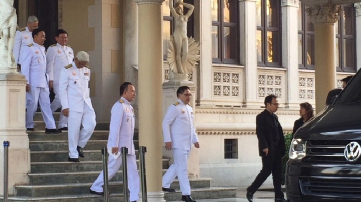 “นายกฯ” นำ ครม.ใหม่ เข้าเฝ้าถวายสัตย์ฯ 