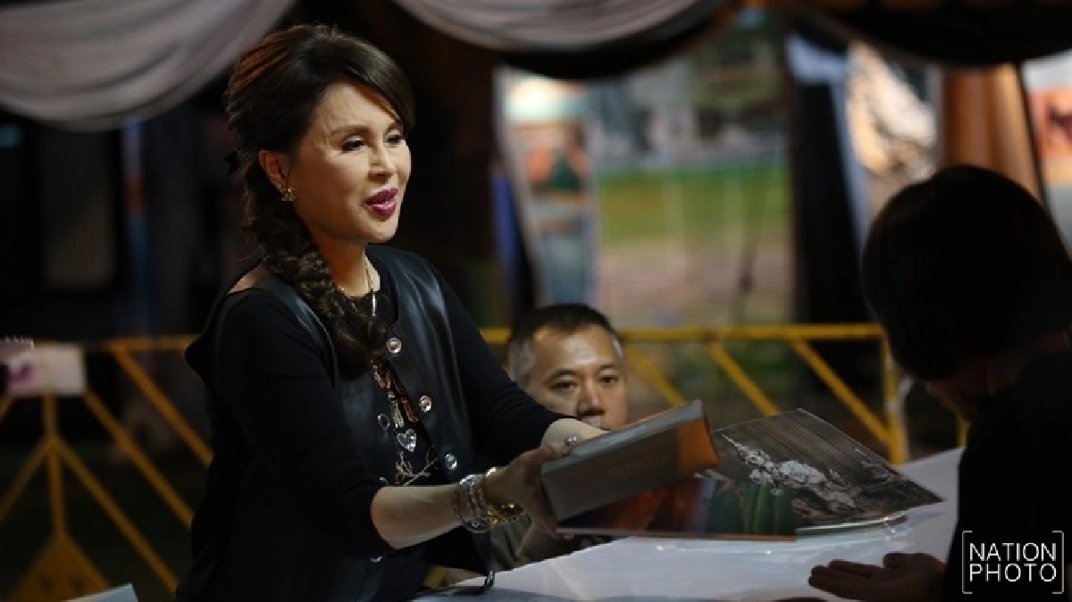 คุณยายวัย 75 ปี ปีติ ทูลกระหม่อมฯ ทรงถามทุกข์สุข 