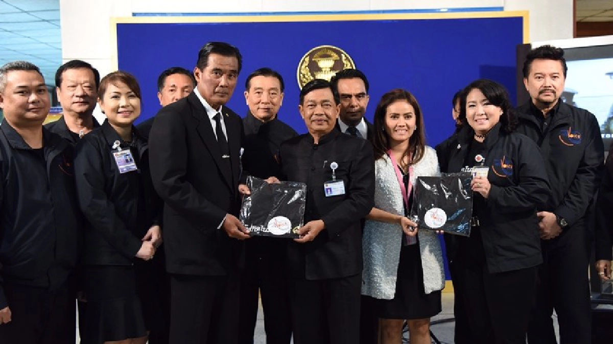 ชวนโหลด 9 บทเพลงแห่งความอาลัย