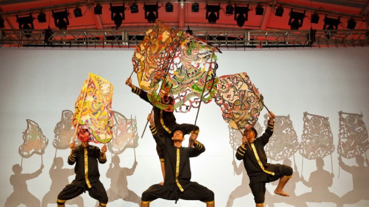 เด็กรุ่นใหม่ สืบสานหนังใหญ่ชุมชนวัดบ้านดอน