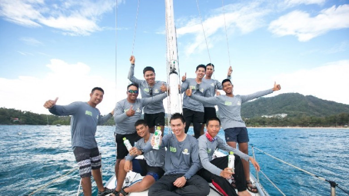 “โคโค่แม็ก” เปิดตัวทีมเรือใบลูกทัพเรือตามรอยในหลวงรัชกาลที่9