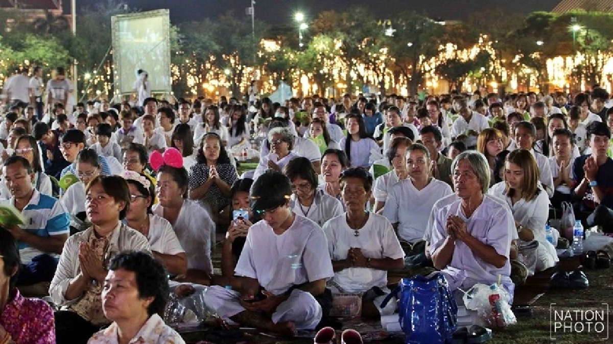 กทม.จัดสวดมนต์ข้ามปีที่สนามหลวง 