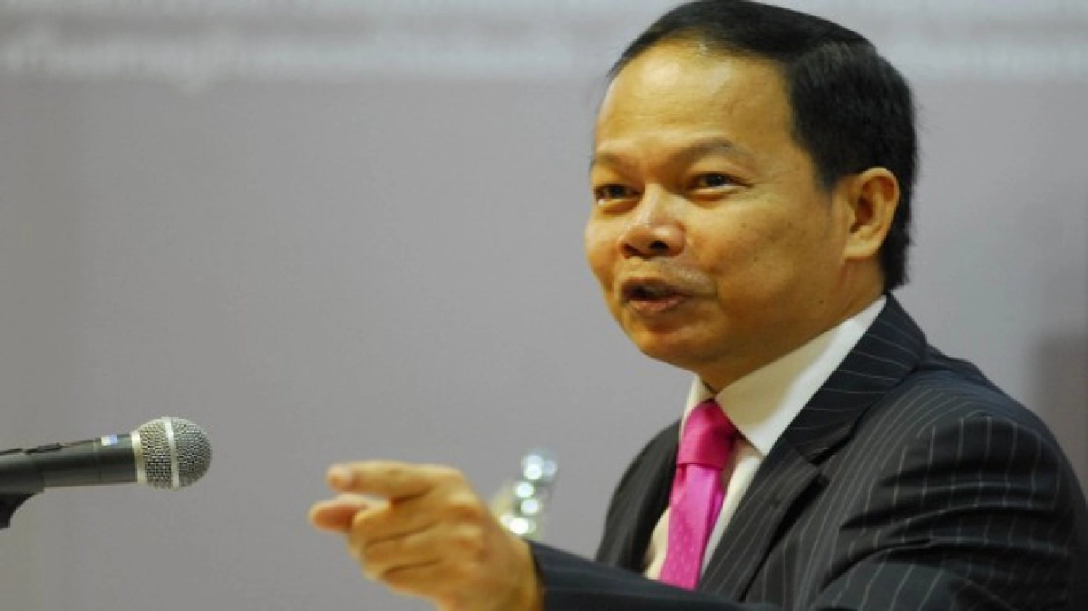 "นพดล" จี้ รบ. สังคายนาระบบปลอดภัยทางถนน "นพดล" จี้ รบ. สังคายนาระบบปลอดภัยทางถนน