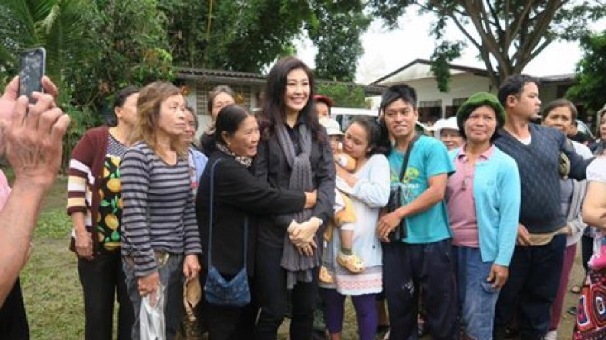 “ยิ่งลักษณ์” โพสต์ชี้ รบ. ส่งทีมสะกดรอย อ้างอารักขา