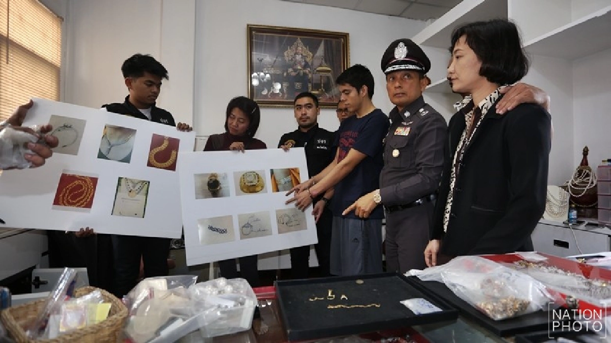 ขยายผล! ตร.บุกค้นบ้านย่านบางพลัด ขยายผล! ตร.บุกค้นบ้านย่านบางพลัด