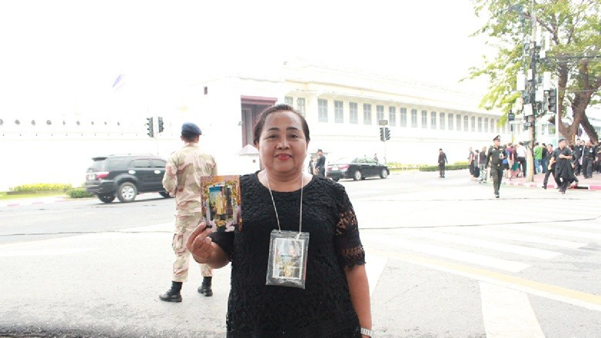 สักการะพระบรมศพ ครั้งที่ 50 ไม่เหนื่อย สักการะพระบรมศพ ครั้งที่ 50 ไม่เหนื่อย