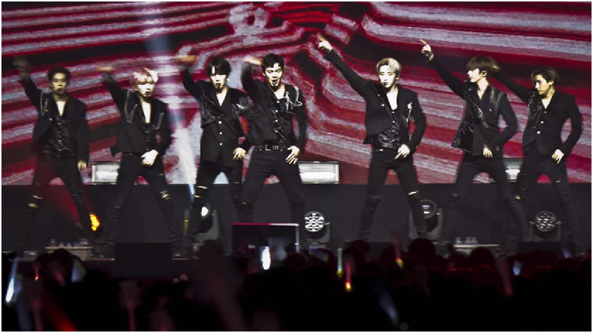 แฟนมีตติ้งครั้งแรกของ 7 หนุ่ม Monsta X ในไทย แฟนมีตติ้งครั้งแรกของ 7 หนุ่ม Monsta X ในไทย