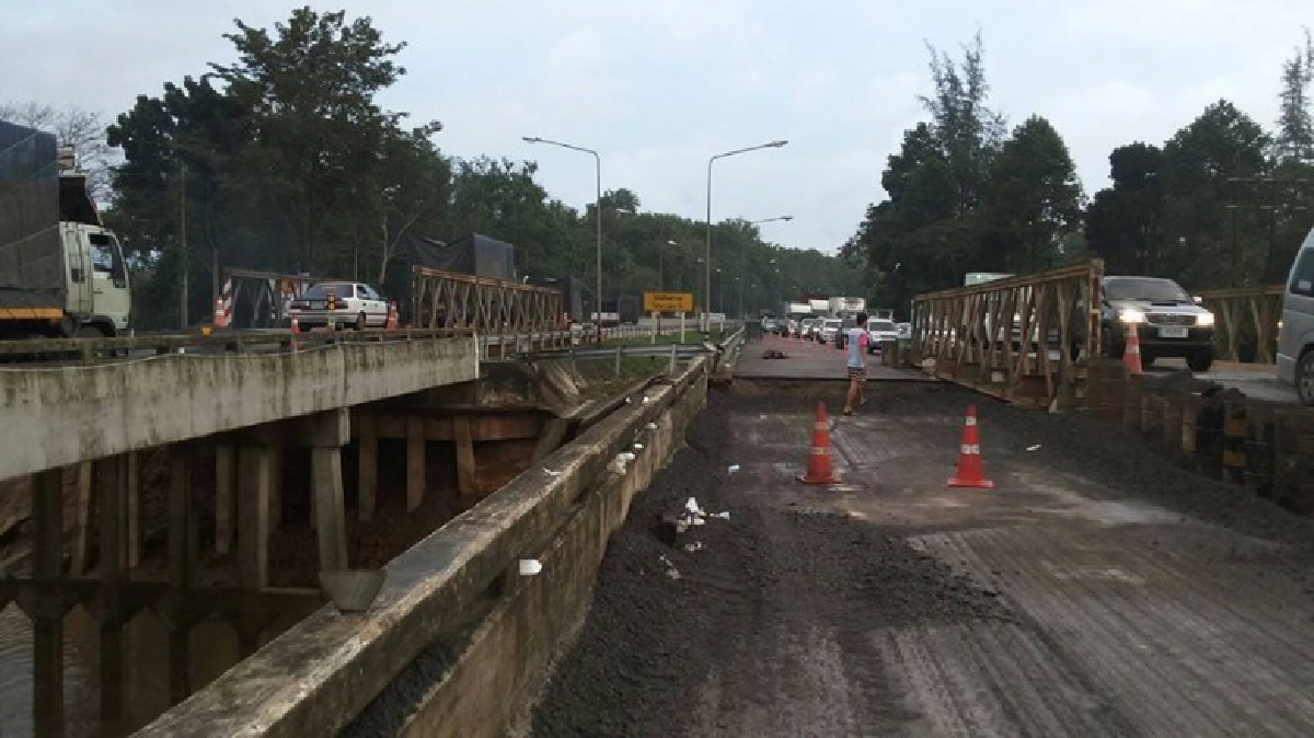 บางสะพานน้ำลดคาดเสียหายไม่ต่ำ100ล้าน บางสะพานน้ำลดคาดเสียหายไม่ต่ำ100ล้าน