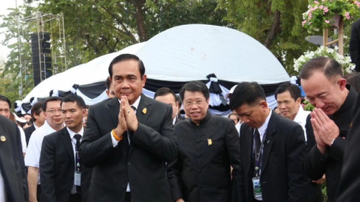 อาชีวะอาสาช่วยผู้ประสบอุทกภัยภาคใต้