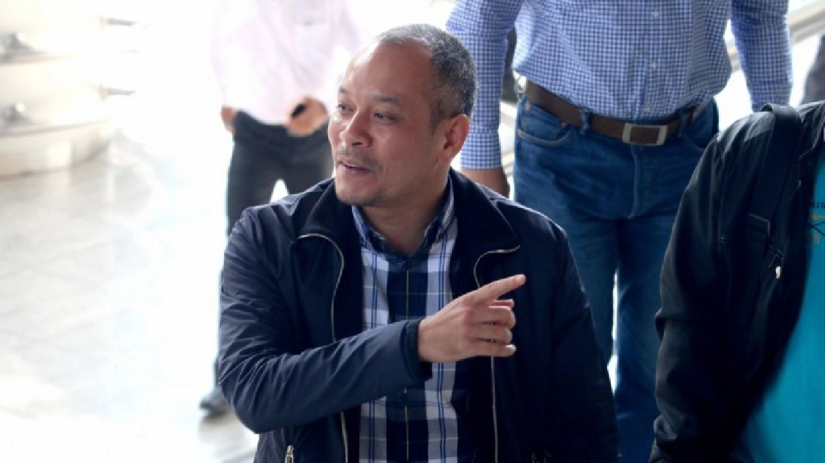 “ณัฐวุฒิ”แต่งเพลงน้ำท่วมใต้